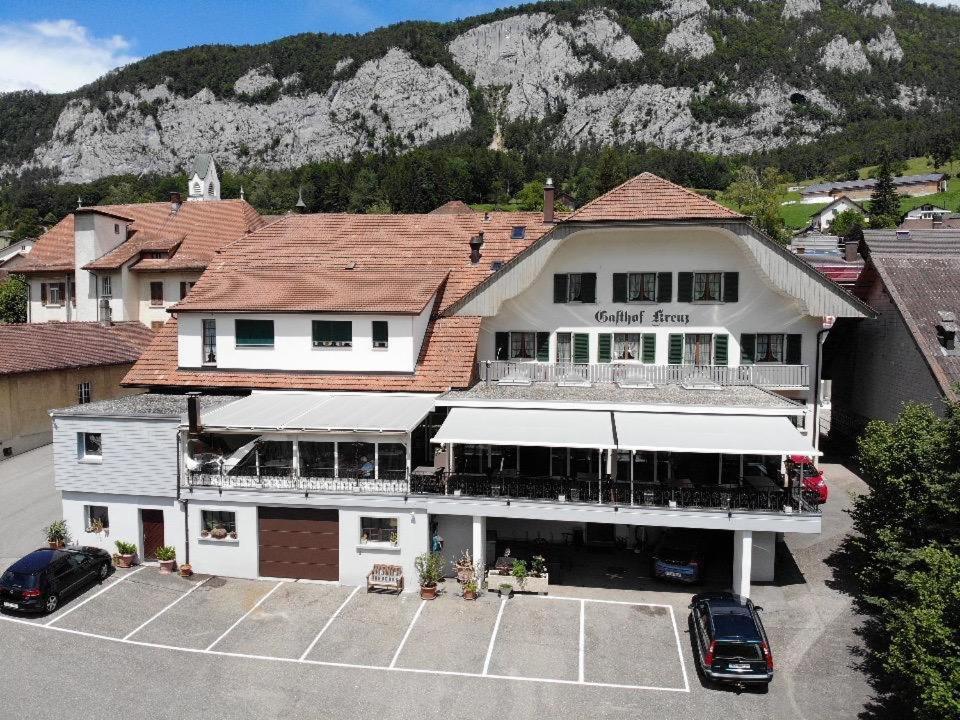 Hotel Gasthof Kreuz Welschenrohr Extérieur photo